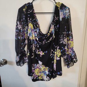 Torrid off shoulder floral blouse NWOT